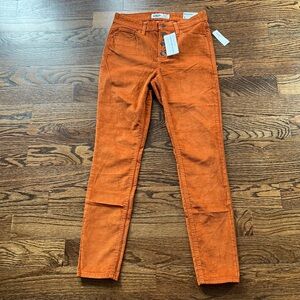 OLD NAVY  woman’s Rockstar  super skinny high  rise corduroy jeans